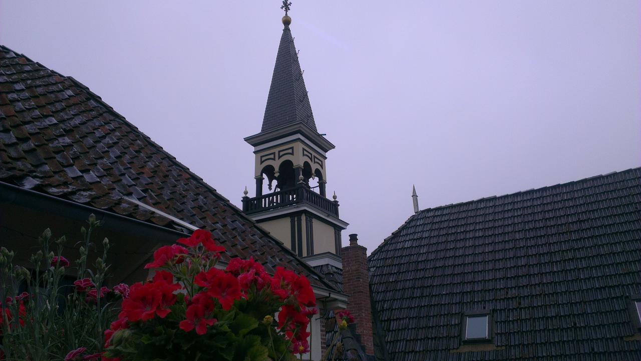 Logement 'De Witte Klok' Oude Bildtzijl Exterior photo